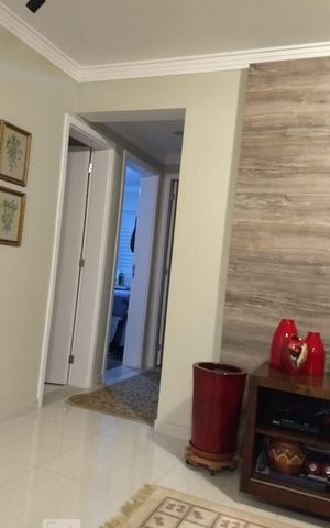 Apartamento à venda com 126m², 3 quartos e 2 vagas Apartamento à venda com 126m², 3 quartos e 2 vagasQuarto