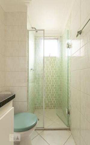 Apartamento para alugar com 46m², 2 quartos e sem vaga Apartamento para alugar com 46m², 2 quartos e sem vagaBanheiro