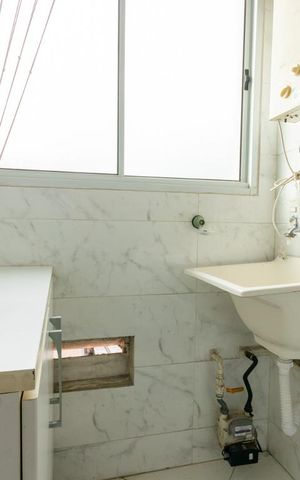 Apartamento para alugar com 46m², 2 quartos e sem vaga Apartamento para alugar com 46m², 2 quartos e sem vagaÁrea de serviço