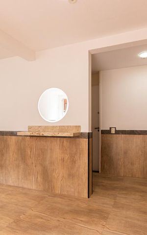Apartamento para alugar com 46m², 2 quartos e sem vaga Apartamento para alugar com 46m², 2 quartos e sem vagaHall de entrada