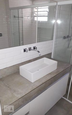 Apartamento para alugar com 130m², 2 quartos e 1 vagaBanheiro