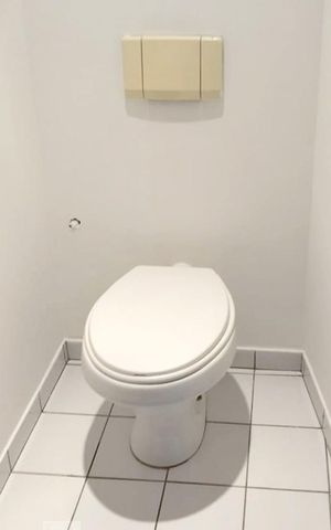 Studio para alugar com 28m², 1 quarto e 1 vaga Studio para alugar com 28m², 1 quarto e 1 vagaBanheiro