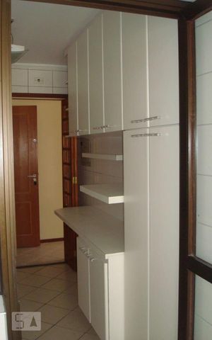 Apartamento para alugar com 65m², 2 quartos e 1 vaga Apartamento para alugar com 65m², 2 quartos e 1 vagaCozinha