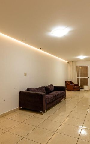 Casa à venda com 250m², 3 quartos e 2 vagas Casa à venda com 250m², 3 quartos e 2 vagasSala
