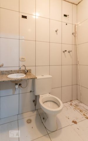 Casa à venda com 250m², 3 quartos e 2 vagas Casa à venda com 250m², 3 quartos e 2 vagasSuíte 2