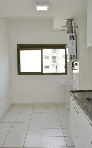 Apartamento à venda com 98m², 4 quartos e 2 vagasCozinha e Área de Serviço