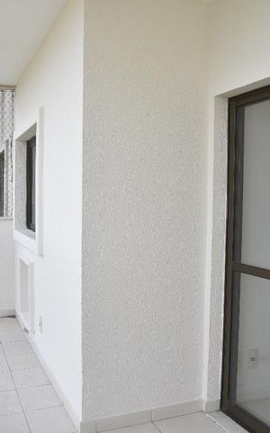 Apartamento à venda com 98m², 4 quartos e 2 vagasVaranda 