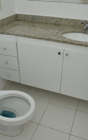 Apartamento à venda com 98m², 4 quartos e 2 vagasBanheiro do Quarto 3