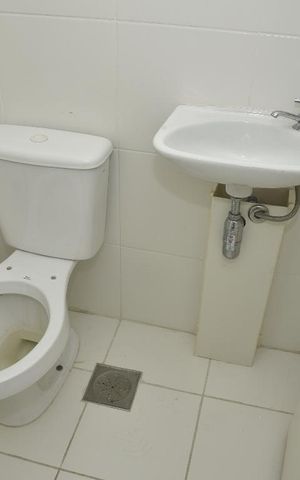Apartamento à venda com 98m², 4 quartos e 2 vagasBanheiro de Serviço
