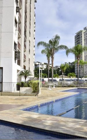 Apartamento à venda com 98m², 4 quartos e 2 vagasÁrea comum - Piscina
