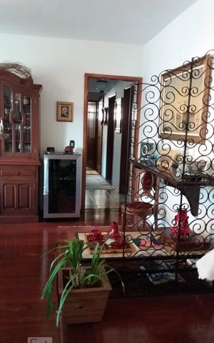 Apartamento à venda com 153m², 3 quartos e 2 vagas Apartamento à venda com 153m², 3 quartos e 2 vagasSala