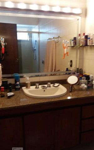 Apartamento à venda com 153m², 3 quartos e 2 vagas Apartamento à venda com 153m², 3 quartos e 2 vagasBanheiro