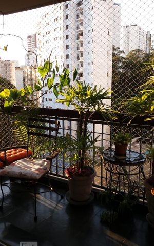 Apartamento à venda com 153m², 3 quartos e 2 vagas Apartamento à venda com 153m², 3 quartos e 2 vagasvaranda