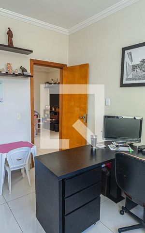 Apartamento à venda com 184m², 3 quartos e 2 vagasQuarto 3