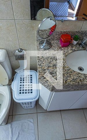 Apartamento à venda com 184m², 3 quartos e 2 vagasBanheiro da suite