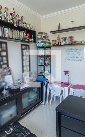 Apartamento à venda com 184m², 3 quartos e 2 vagasQuarto 3