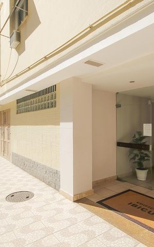 Apartamento para alugar com 50m², 2 quartos e 1 vaga Apartamento para alugar com 50m², 2 quartos e 1 vagaFachada