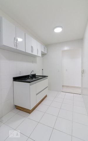 Apartamento para alugar com 60m², 2 quartos e 2 vagasCozinha