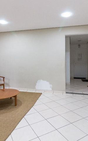 Apartamento para alugar com 60m², 2 quartos e 2 vagasHall de entrada do bloco