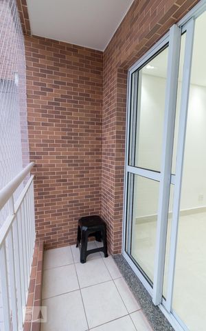 Apartamento para alugar com 60m², 2 quartos e 2 vagasVaranda