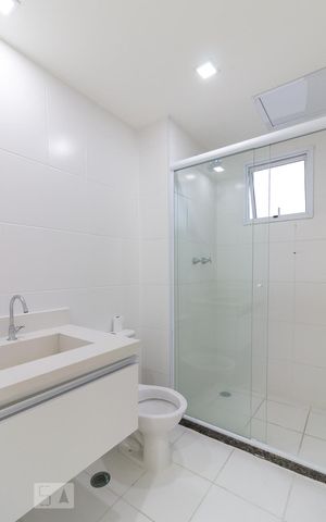 Apartamento para alugar com 60m², 2 quartos e 2 vagasBanheiro social