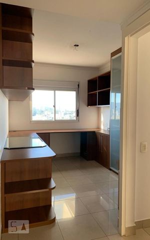 Apartamento à venda com 300m², 4 quartos e 3 vagas Apartamento à venda com 300m², 4 quartos e 3 vagasQuarto 2