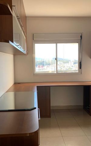 Apartamento à venda com 300m², 4 quartos e 3 vagas Apartamento à venda com 300m², 4 quartos e 3 vagasQuarto 2