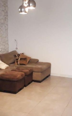 Apartamento à venda com 200m², 3 quartos e 2 vagas Apartamento à venda com 200m², 3 quartos e 2 vagasSala de Estar
