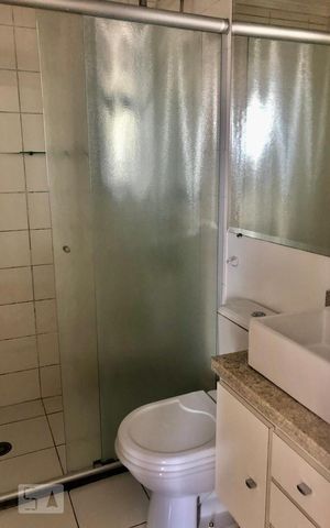 Apartamento à venda com 65m², 3 quartos e 1 vaga Apartamento à venda com 65m², 3 quartos e 1 vagaBanheiro