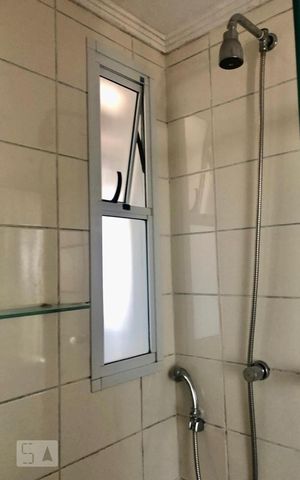 Apartamento à venda com 65m², 3 quartos e 1 vaga Apartamento à venda com 65m², 3 quartos e 1 vagaChuveiro