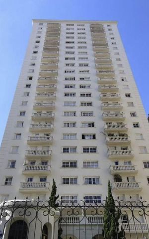 Apartamento para alugar com 130m², 2 quartos e 1 vagaFachada