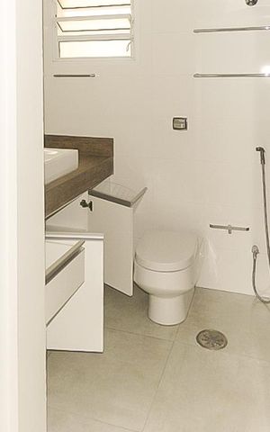 Apartamento para alugar com 130m², 2 quartos e 1 vaga Apartamento para alugar com 130m², 2 quartos e 1 vagaBanheiro Suíte