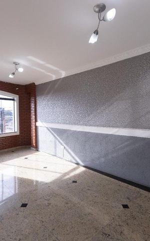 Casa à venda com 500m², 4 quartos e 8 vagas Casa à venda com 500m², 4 quartos e 8 vagasHall de Entrada