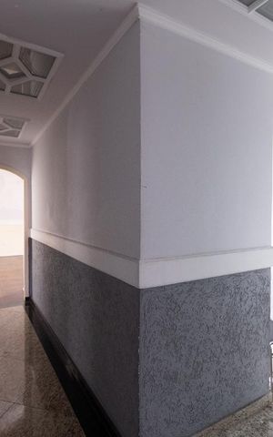 Casa à venda com 500m², 4 quartos e 8 vagas Casa à venda com 500m², 4 quartos e 8 vagasCorredor