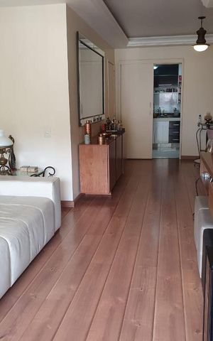 Apartamento para alugar com 110m², 3 quartos e 1 vaga Apartamento para alugar com 110m², 3 quartos e 1 vagaSala