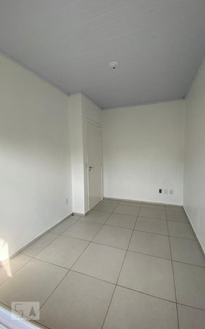 Casa de condomínio à venda com 56m², 2 quartos e 1 vaga