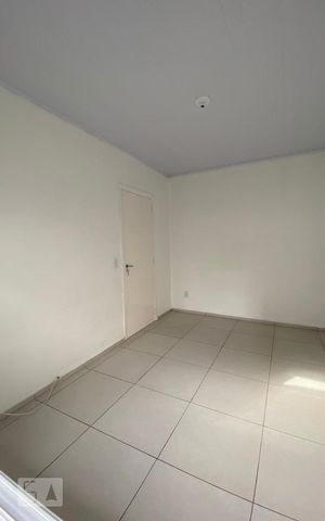 Casa de condomínio à venda com 56m², 2 quartos e 1 vaga