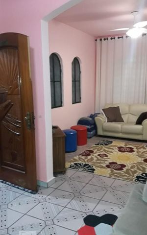 Casa à venda com 140m², 3 quartos e 2 vagas Casa à venda com 140m², 3 quartos e 2 vagasSala 2