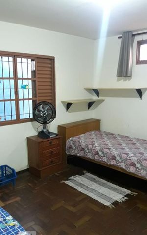 Casa à venda com 140m², 3 quartos e 2 vagas Casa à venda com 140m², 3 quartos e 2 vagasQuarto 1