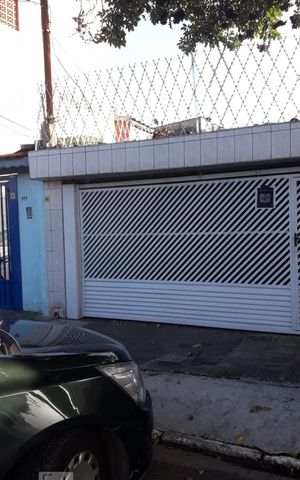 Casa à venda com 140m², 3 quartos e 2 vagas Casa à venda com 140m², 3 quartos e 2 vagasFachada