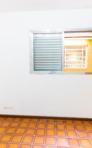 Casa de condomínio à venda com 230m², 3 quartos e 2 vagasQuarto de Serviço