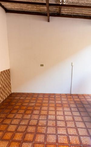 Casa de condomínio à venda com 230m², 3 quartos e 2 vagasQuintal