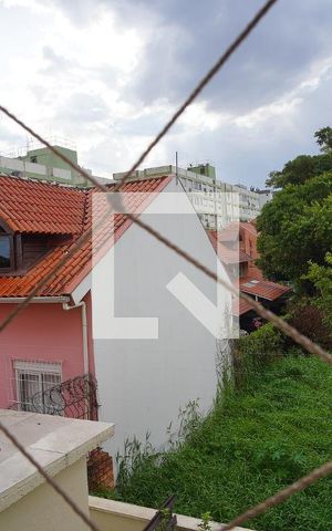 Casa de condomínio à venda com 250m², 4 quartos e 2 vagasQuarto 2 - Vista