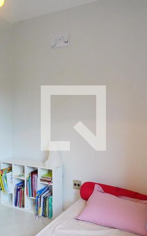 Casa de condomínio à venda com 250m², 4 quartos e 2 vagasQuarto 1