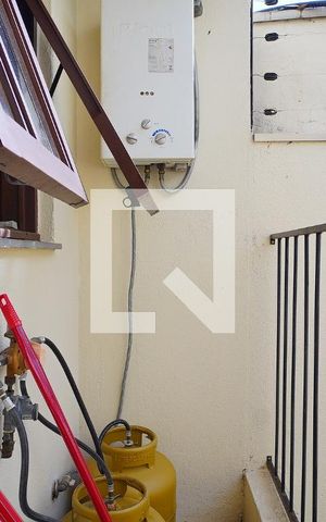 Casa de condomínio à venda com 250m², 4 quartos e 2 vagasCozinha