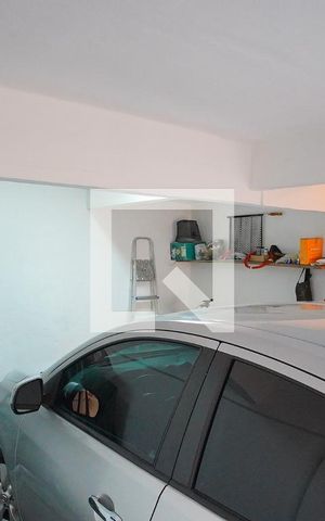 Casa de condomínio à venda com 250m², 4 quartos e 2 vagasGaragem