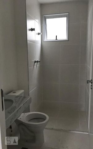 Apartamento para alugar com 111m², 2 quartos e 2 vagasBanheiro