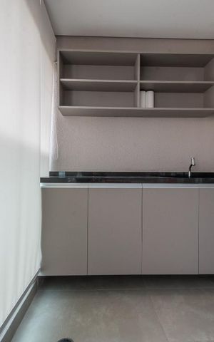 Studio para alugar com 33m², 1 quarto e 1 vaga Studio para alugar com 33m², 1 quarto e 1 vagaVaranda