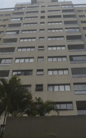 Apartamento à venda com 120m², 3 quartos e 2 vagasFachada