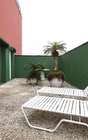 Apartamento à venda com 590m², 4 quartos e 4 vagas Apartamento à venda com 590m², 4 quartos e 4 vagasCobertura
